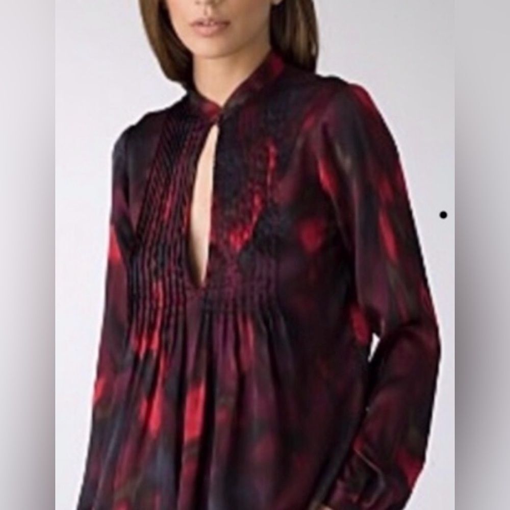 Theory Bianca Vague Silk Pleated Keyhole Blouse Size M Black Magenta Purple